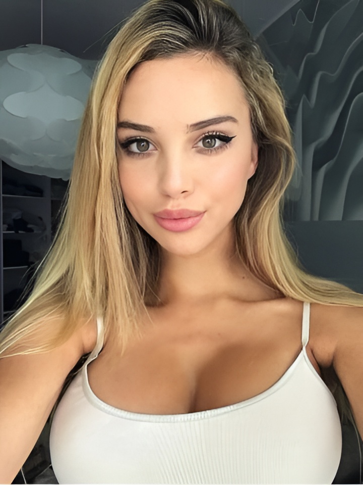 Майя привлекательная девушка из Прохладного цена от 2500 руб