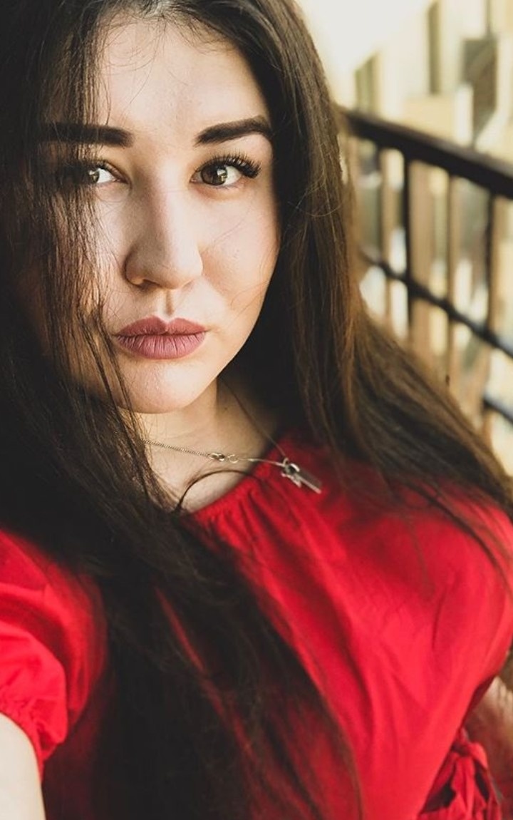 Надежда привлекательная девушка из Прохладного цена от 3500 руб