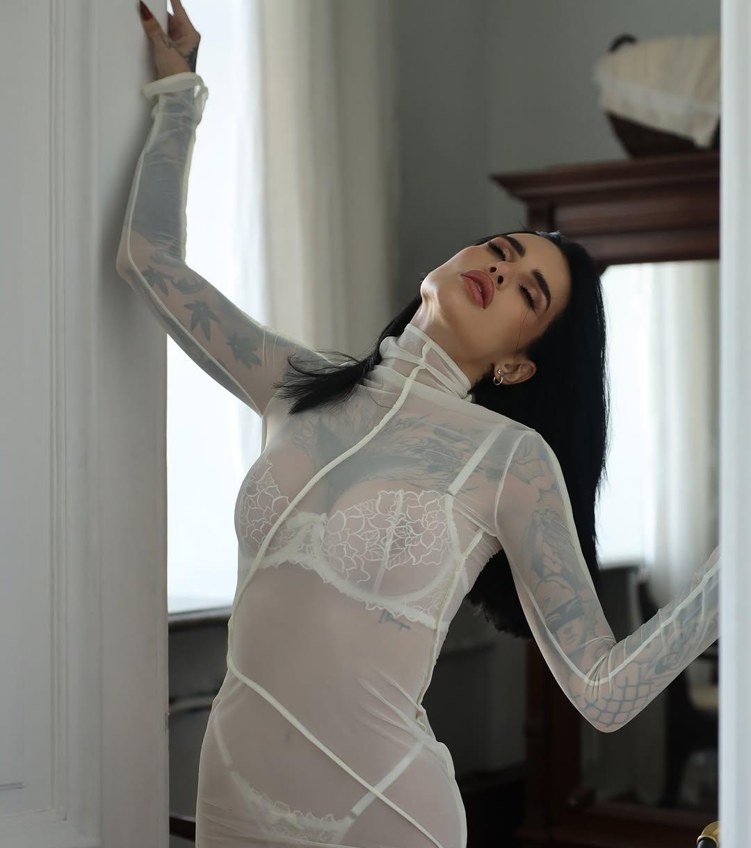 Ева привлекательная девушка из Прохладного цена от 10000 руб