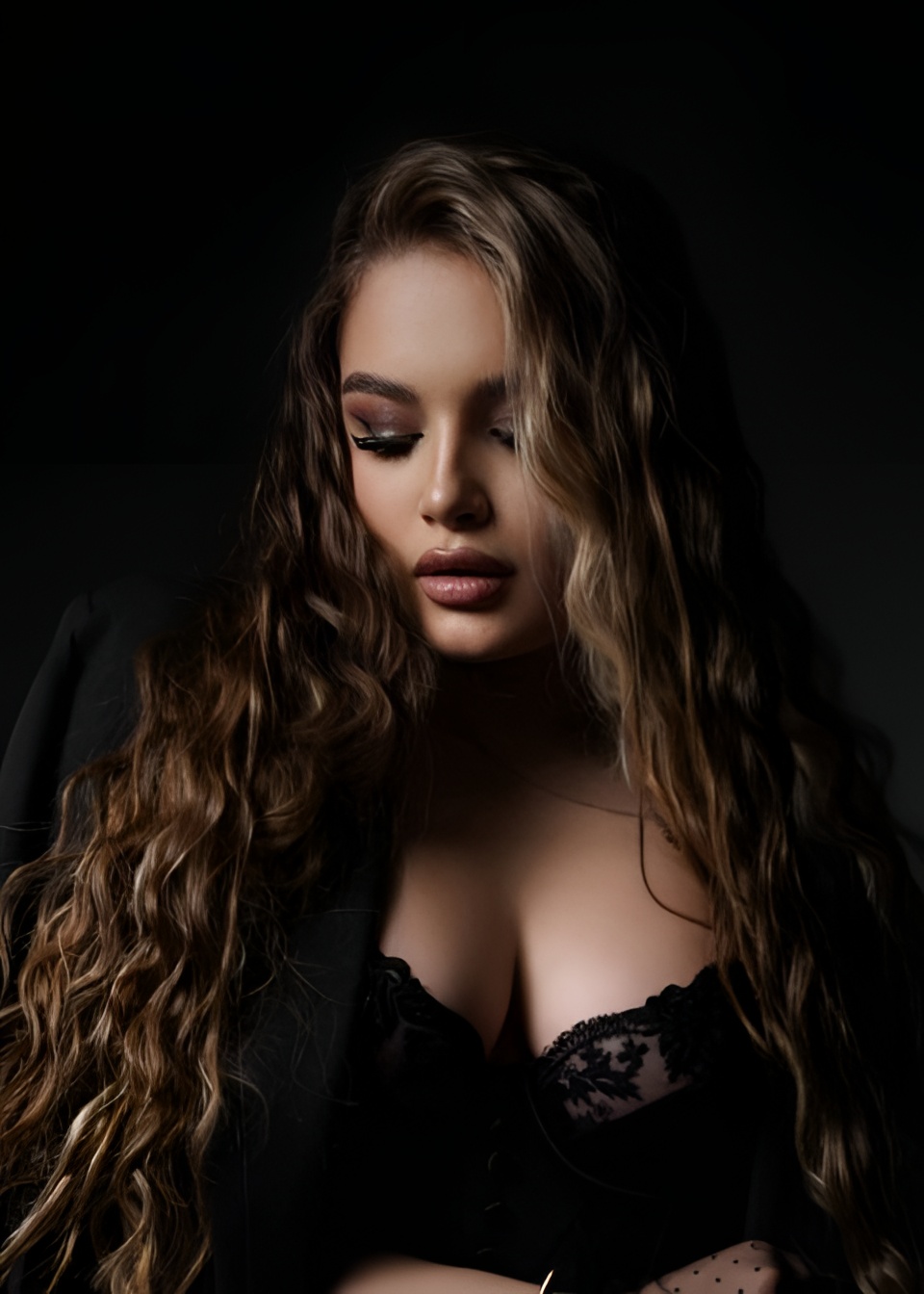 Яна привлекательная девушка из Прохладного цена от 5000 руб